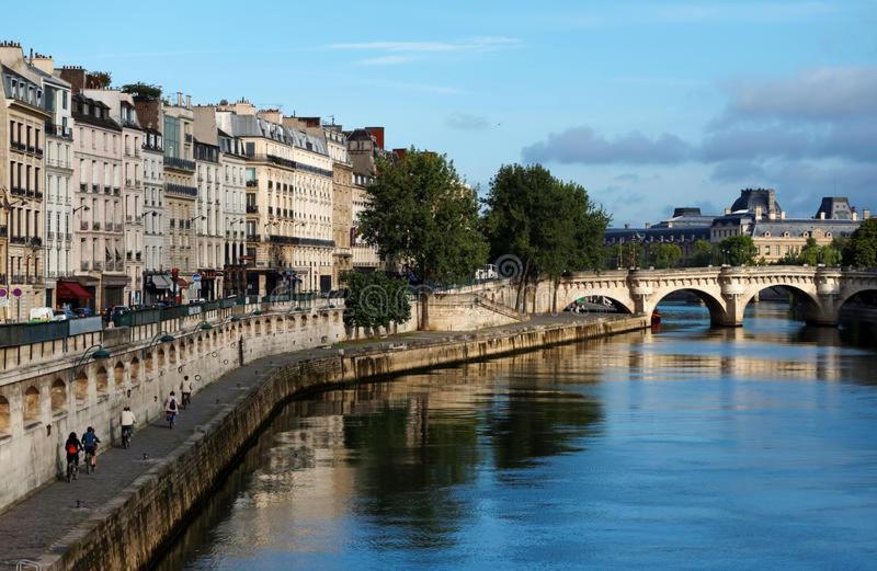 Daumier - New 2 Bdrs Flat Near La Seine Apartment Paris Luaran gambar